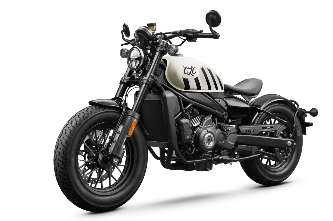 CFMOTO 450CL-C Bobber bílá